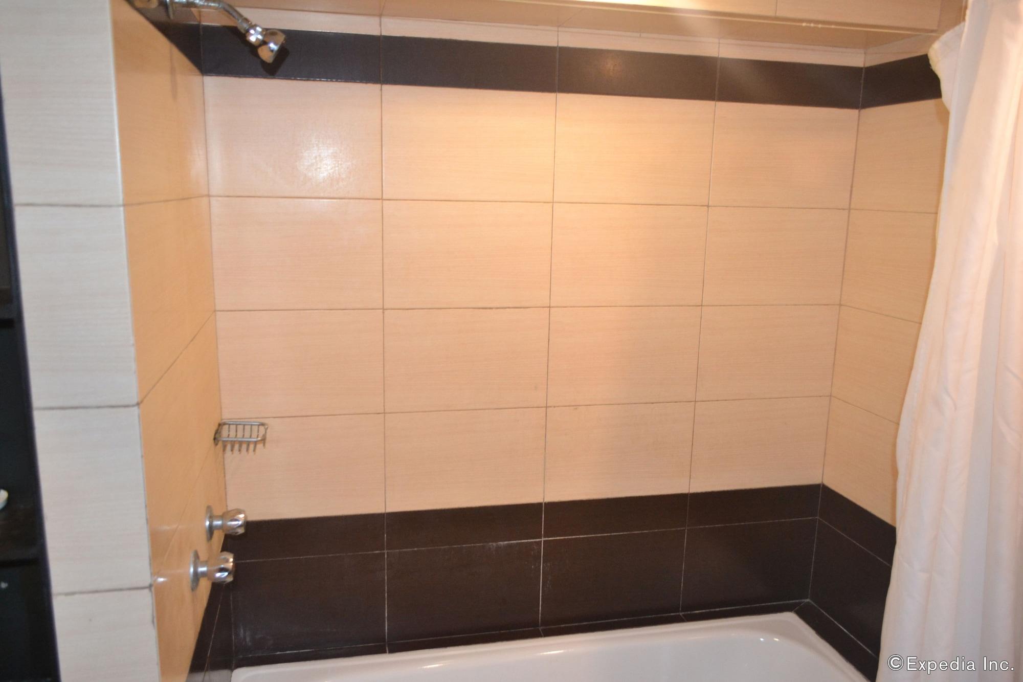 Lancaster Hotel Cebu ماكتان المظهر الخارجي الصورة