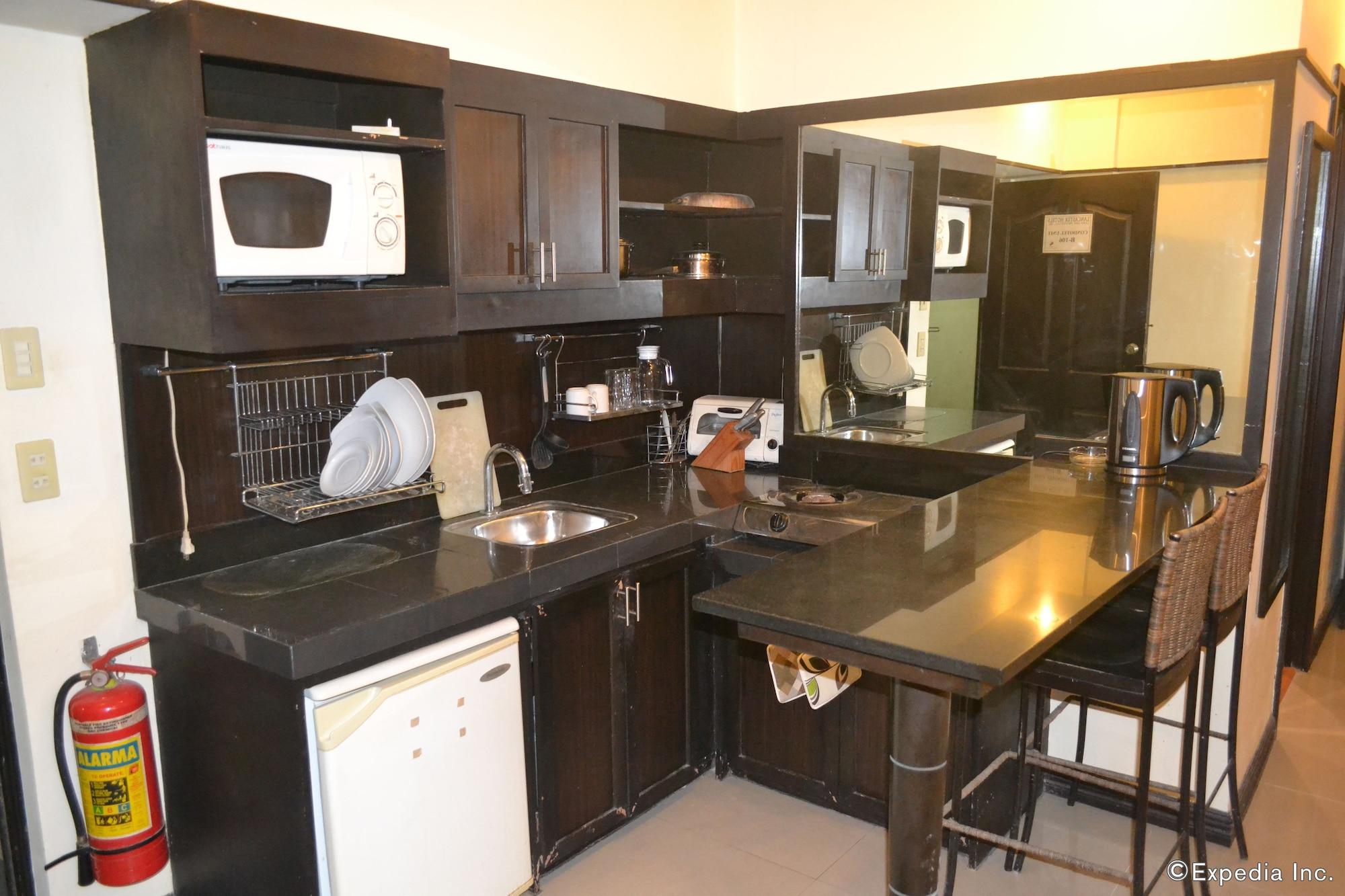 Lancaster Hotel Cebu ماكتان المظهر الخارجي الصورة