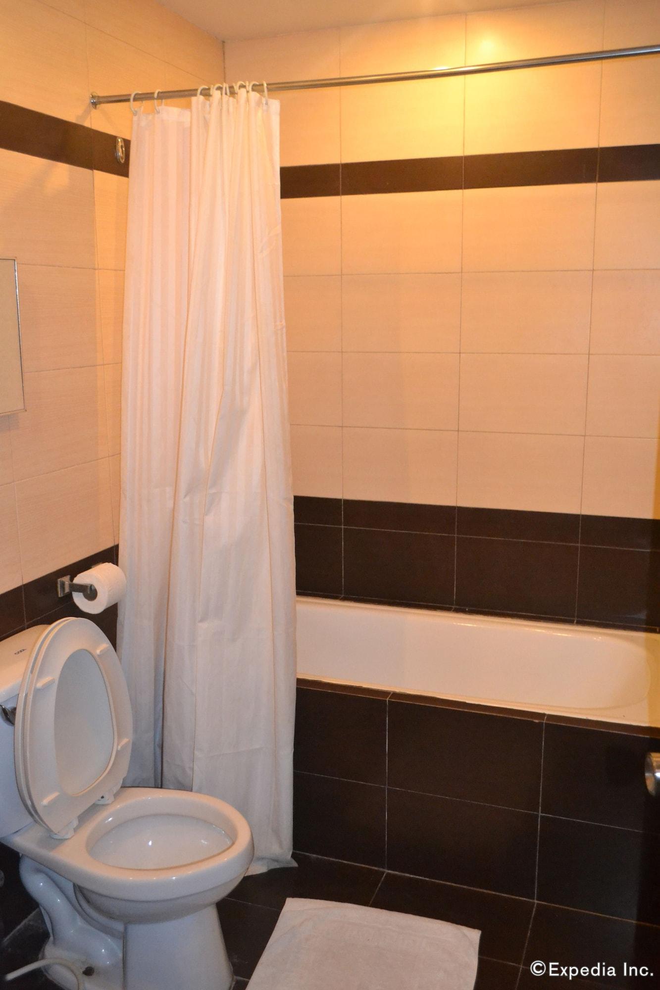 Lancaster Hotel Cebu ماكتان المظهر الخارجي الصورة