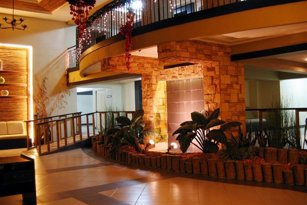 Lancaster Hotel Cebu ماكتان المظهر الخارجي الصورة