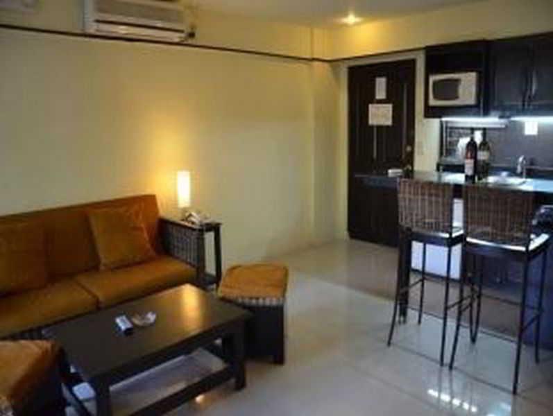 Lancaster Hotel Cebu ماكتان المظهر الخارجي الصورة